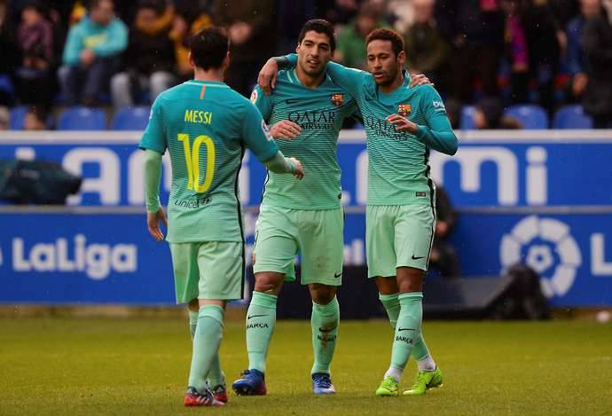 67% of football fans would rather take Barcelona's 'MSN' trio over Real ...