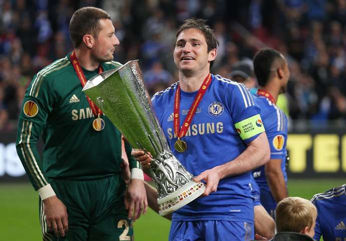 Lampard with the Europa League trophy