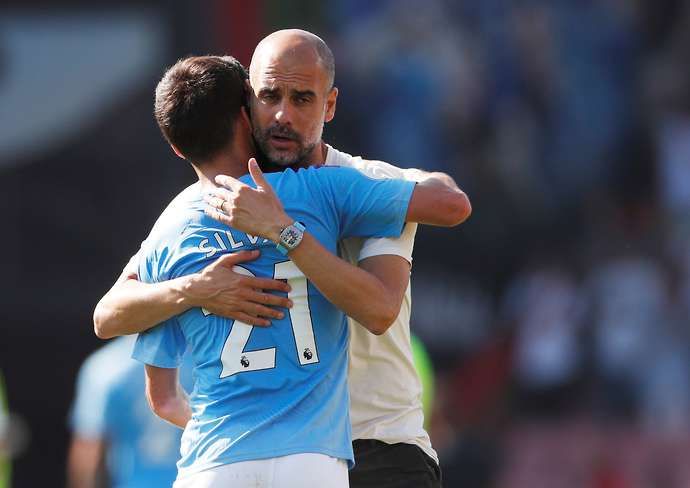 Silva leaves Man City a legend