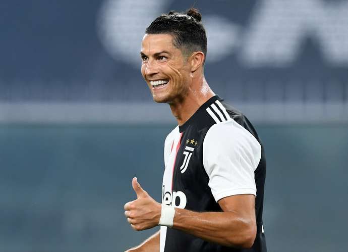 Ronaldo completes the team