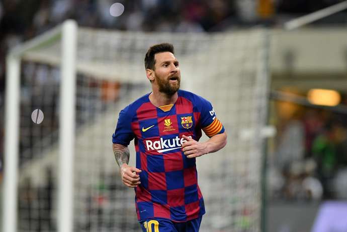 Messi would leave a huge hole to fill at Barcelona
