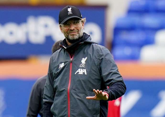 Klopp should be strengthening his squad, not cutting it