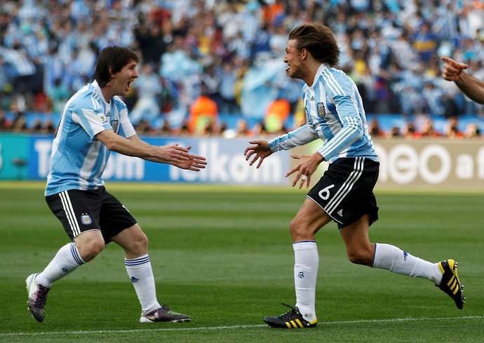 Heinze & Messi