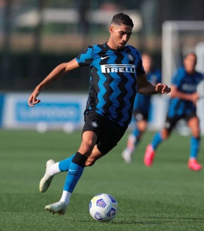 Hakimi in action with Inter