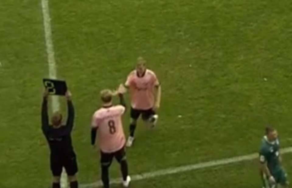 First Football Substitute Fastest substitution in football history? 16-year-old taken off after ...