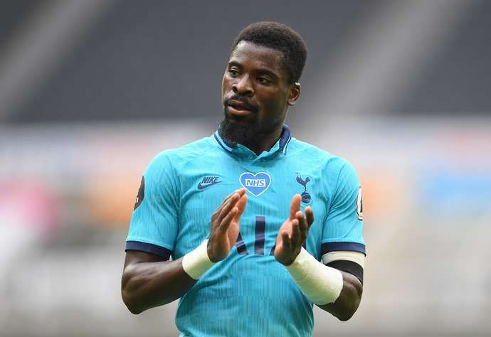 Aurier with Spurs