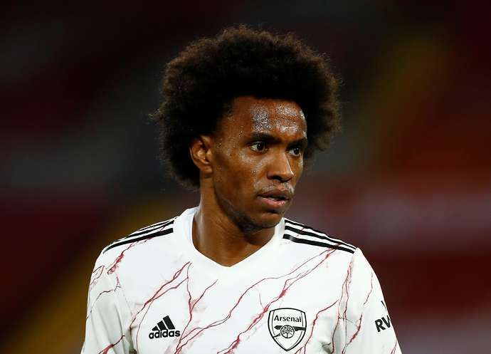 Willian in action for Arsenal