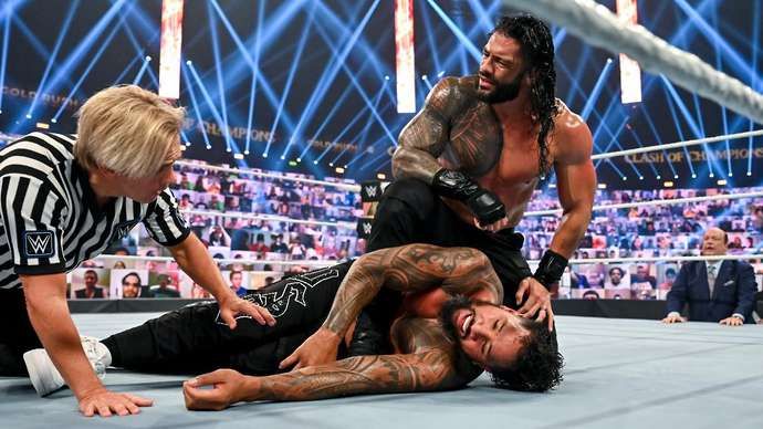 Reigns and Uso are in a heated rivalry 