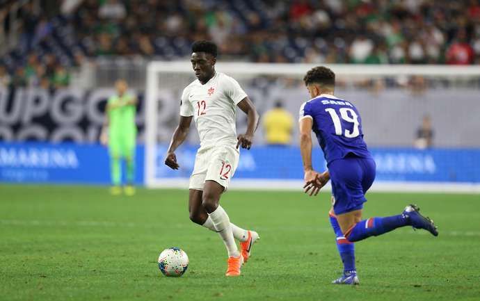 Alphonso Davies in action for Canada