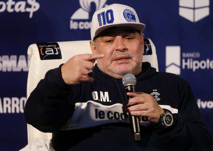 Maradona speaks to the press