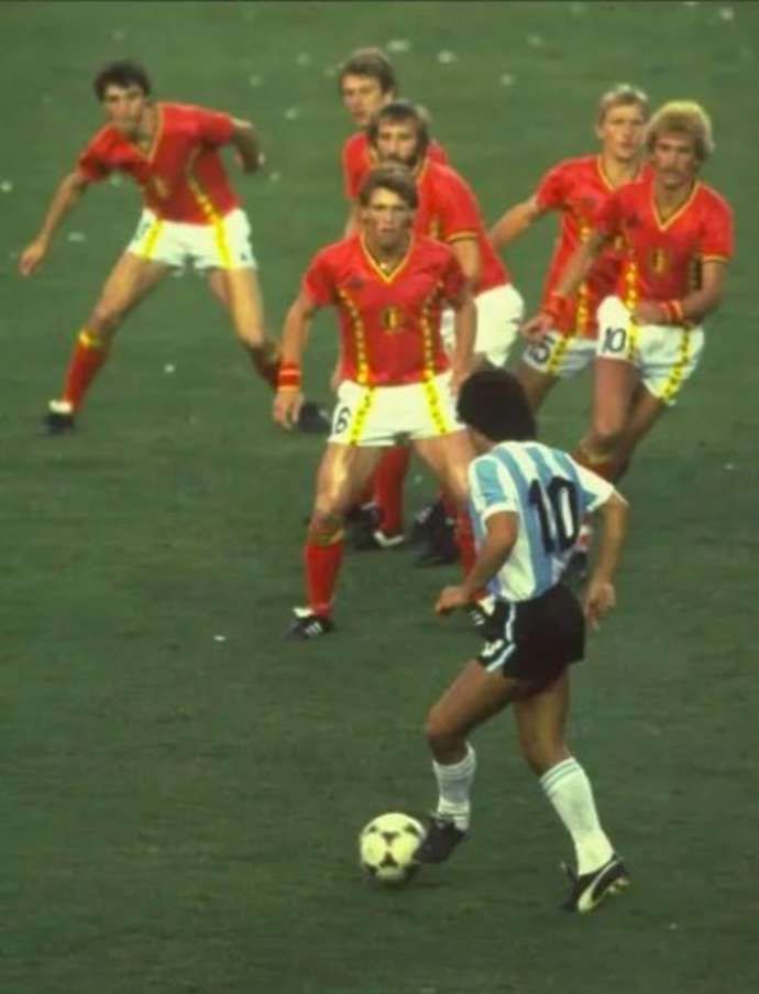 Maradona vs Belgium at the 1986 World Cup