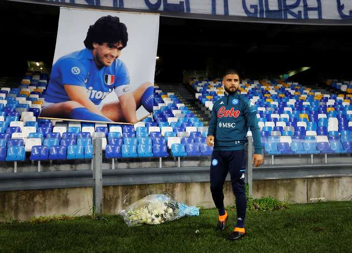 Napoli's tribute to Diego Maradona