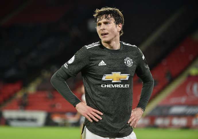 Victor Lindelof in action for Man United