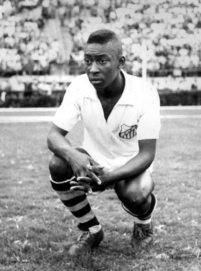 Pele in action for Santos