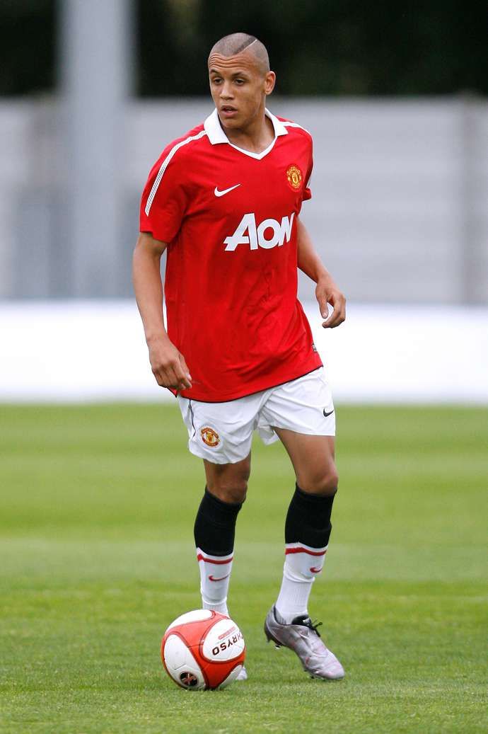 Ravel Morrison in action for Man United