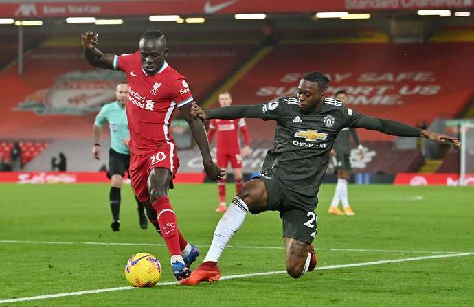 Sadio Mane in action for Liverpool vs Man United