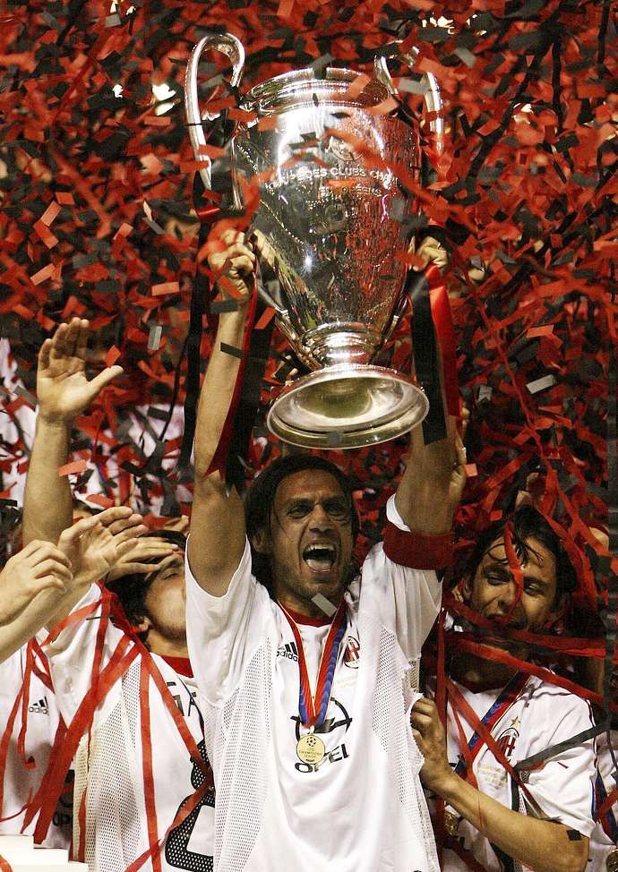 Maldini with the CL trophy