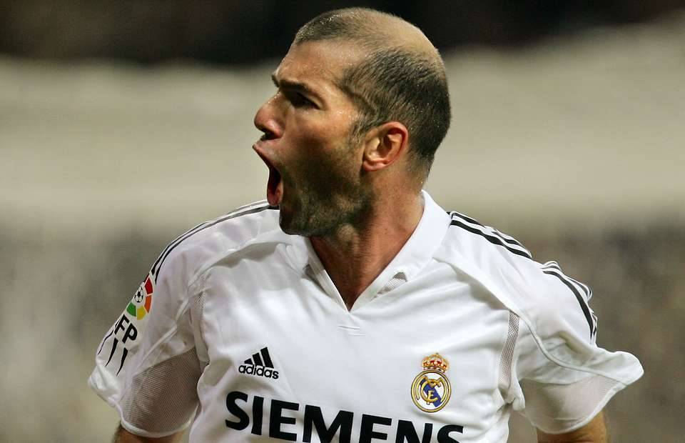 Zidane First Touch Zinedine Zidane: Video of Real Madrid legend's incredible first touch ...