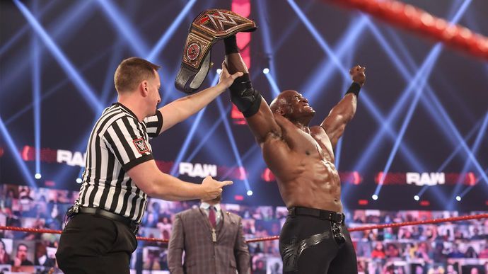 Bobby Lashley wins his first WWE Championship