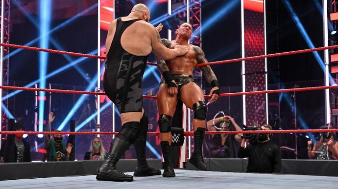 Paul Wight and Randy Orton