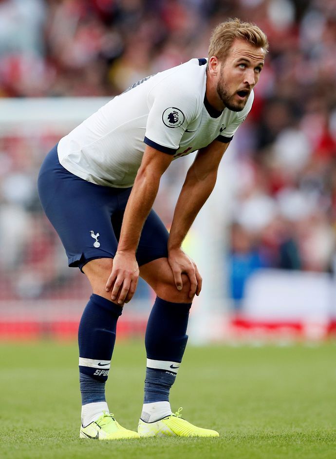 Harry Kane in action for Tottenham vs Arsenal in 2019