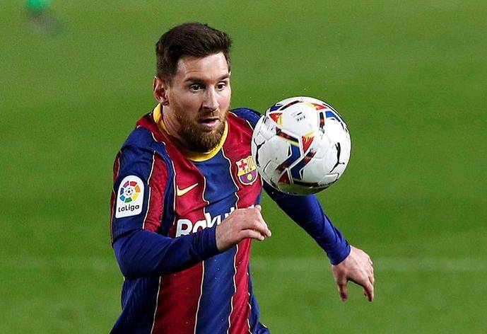 Lionel Messi: Video shows Barcelona man has mastered incredibly hard skill