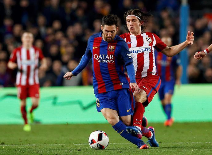 Messi & Luis in action