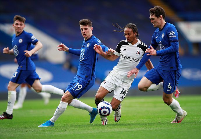 Bobby Reid in action for Fulham vs Chelsea