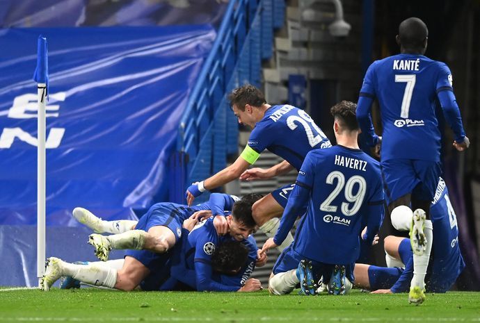 Chelsea players celebrate