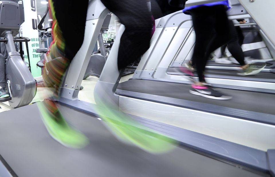 Unbelievable clip of athlete running backwards on treadmill goes viral
