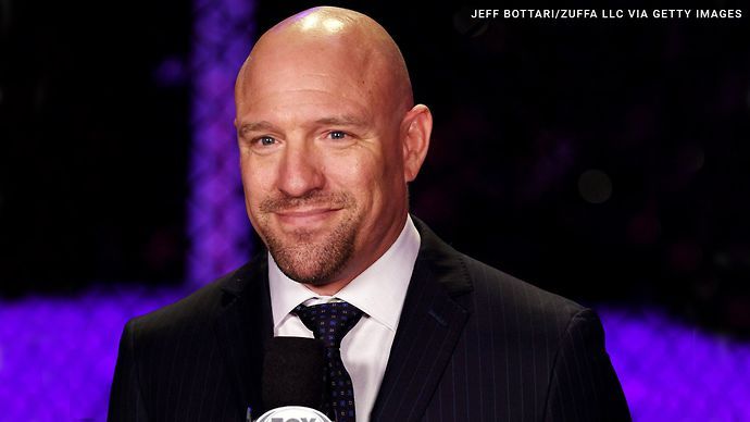 Smith joins WWE as lead announcer