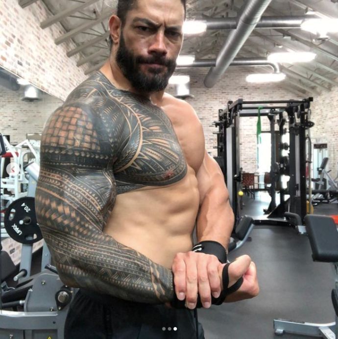 Reigns looks absolutely huge in WWE now