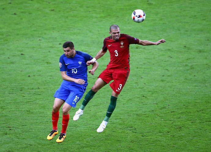 Homens do jogo no Euro 2016: Pepe eleito a fechar