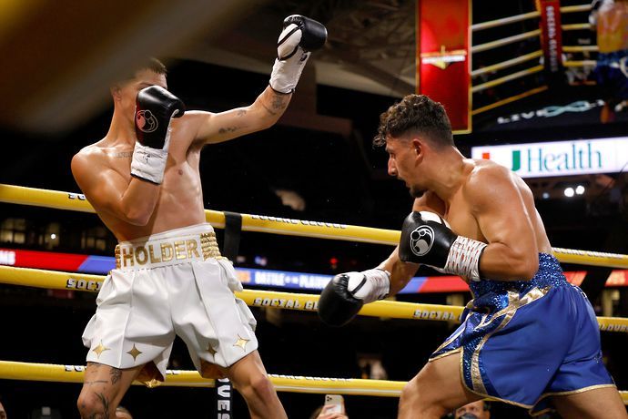 Many believed AnEsonGib won every round during his fight against Tayler Holder at the Hard Rock Stadium, Miami.