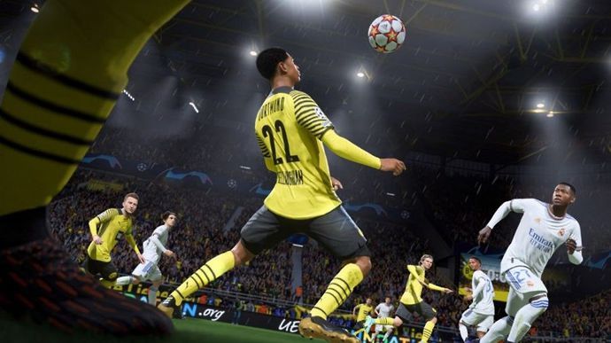 PS5 and Xbox Series X gamers will benefit most from new FIFA 22 technology.