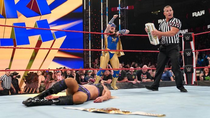Nikki ASH WWE Raw