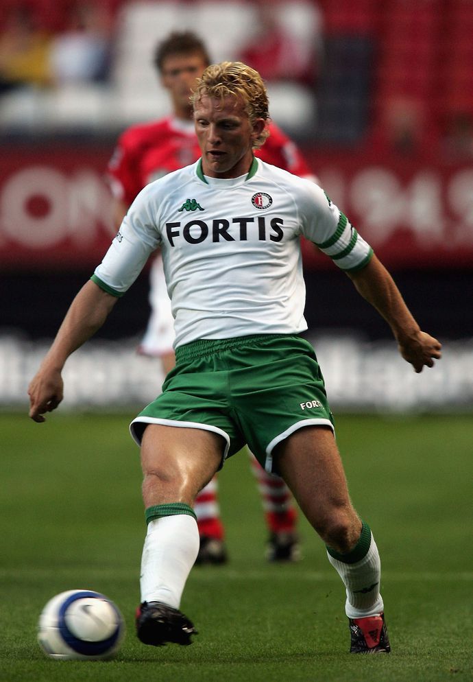 Kuyt in action
