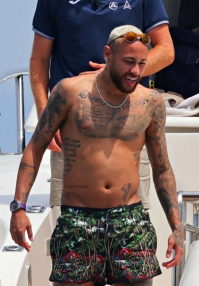 Neymar laughing