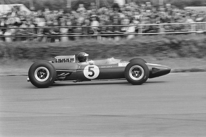 Ranked: Top 5 Greatest British F1 Drivers Of All Time