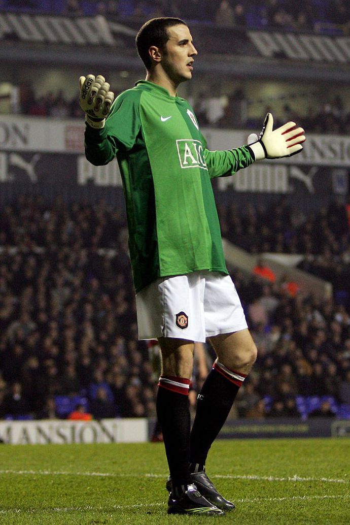 John O'Shea in goal for Man United vs Spurs in 2007