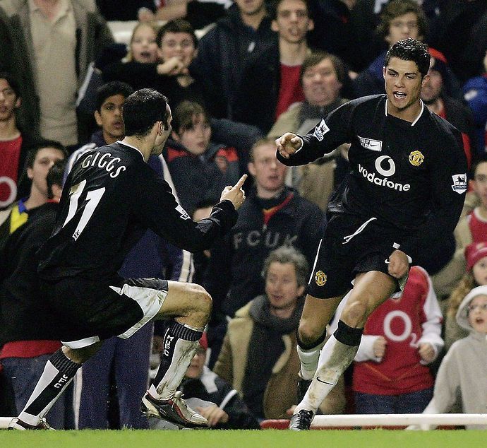 Ronaldo celebrates vs Arsenal