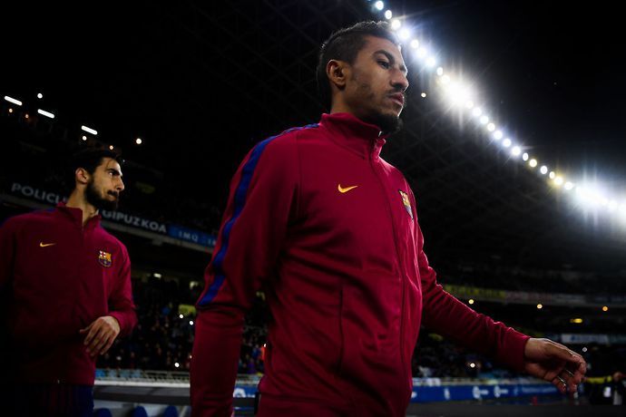 Paulinho and Andre Gomes walking out for Barcelona