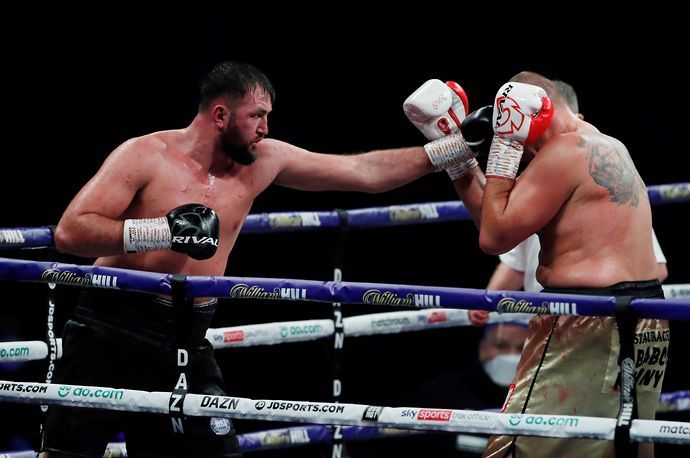 Hughie Fury defeated Mariusz Wach by unanimous decision
