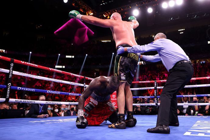 Tyson Fury knocked out Deontay Wilder in Las Vegas