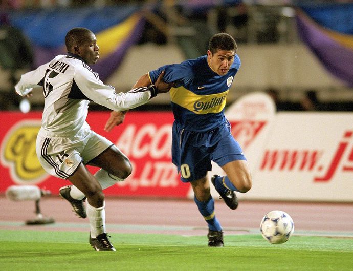 Riquelme in action vs Real Madrid