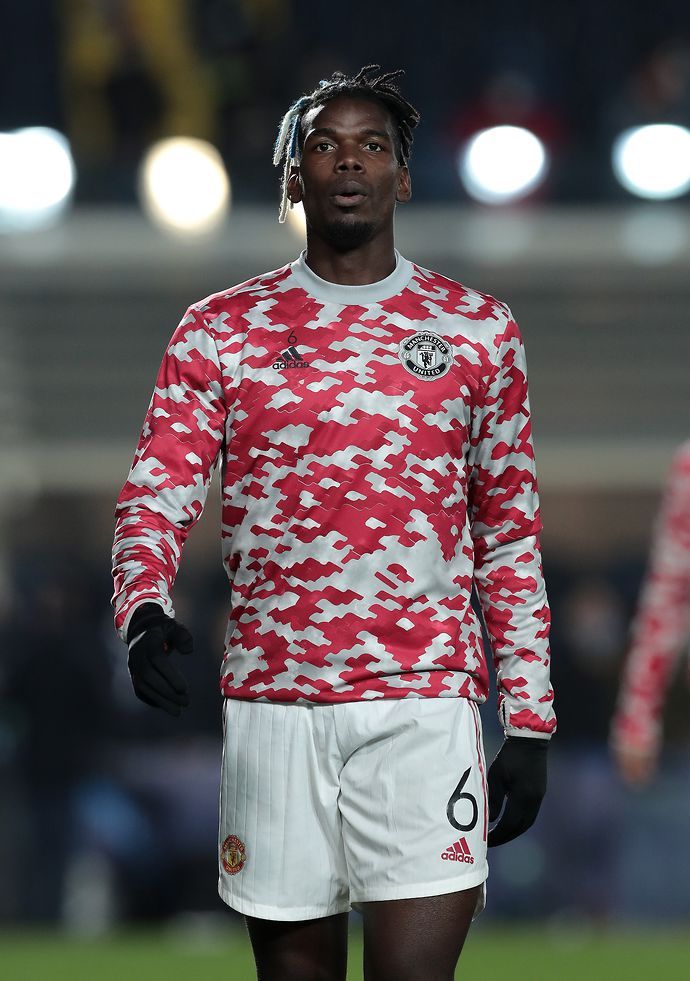 Paul Pogba warming up for Manchester United