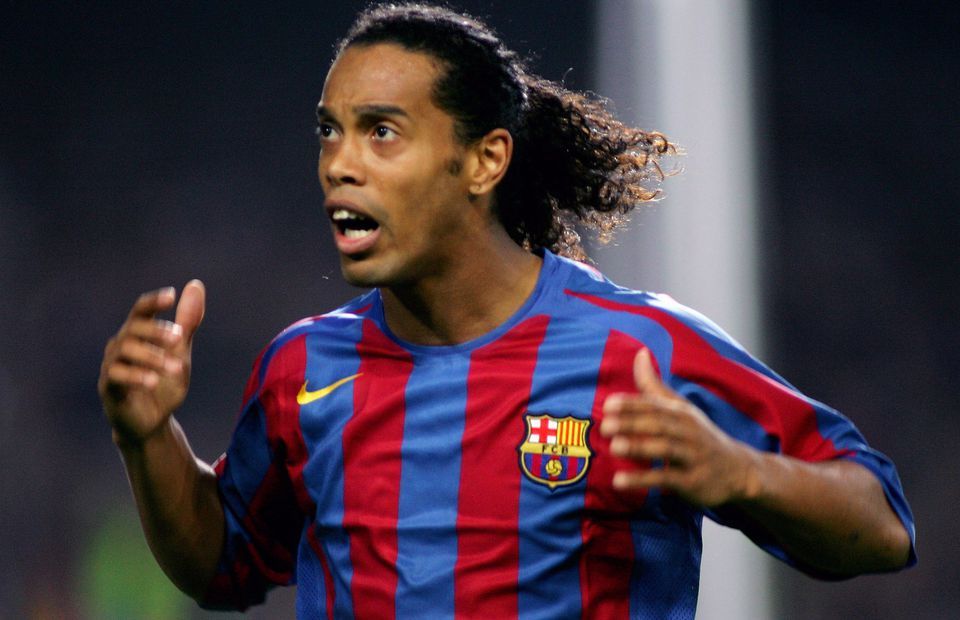 Ronaldinho defied physics with outrageous pass for Barcelona in 2006