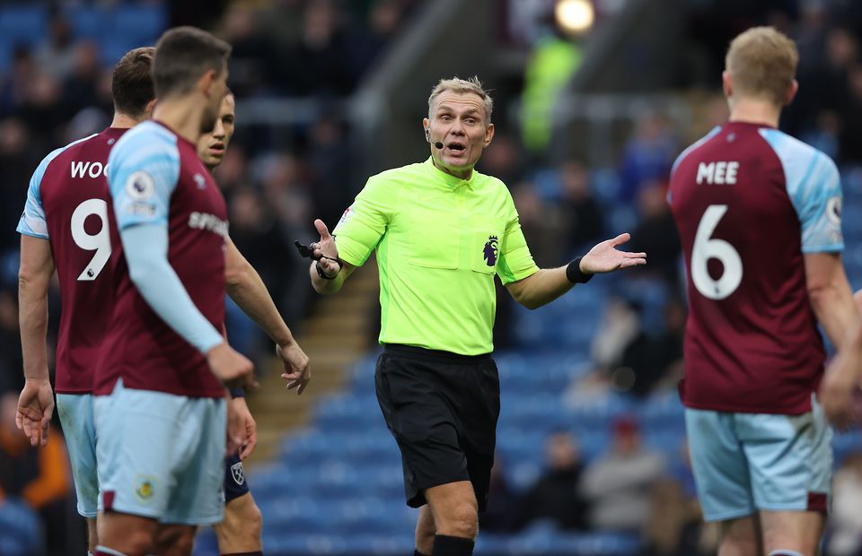 Premier League referee salaries: How much do refs get paid?