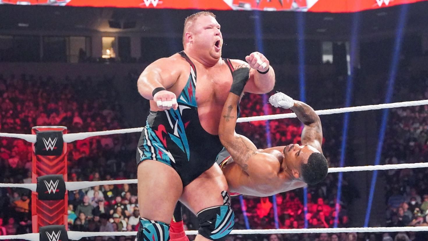 WWE Raw results: Brock Lesnar celebrates title win