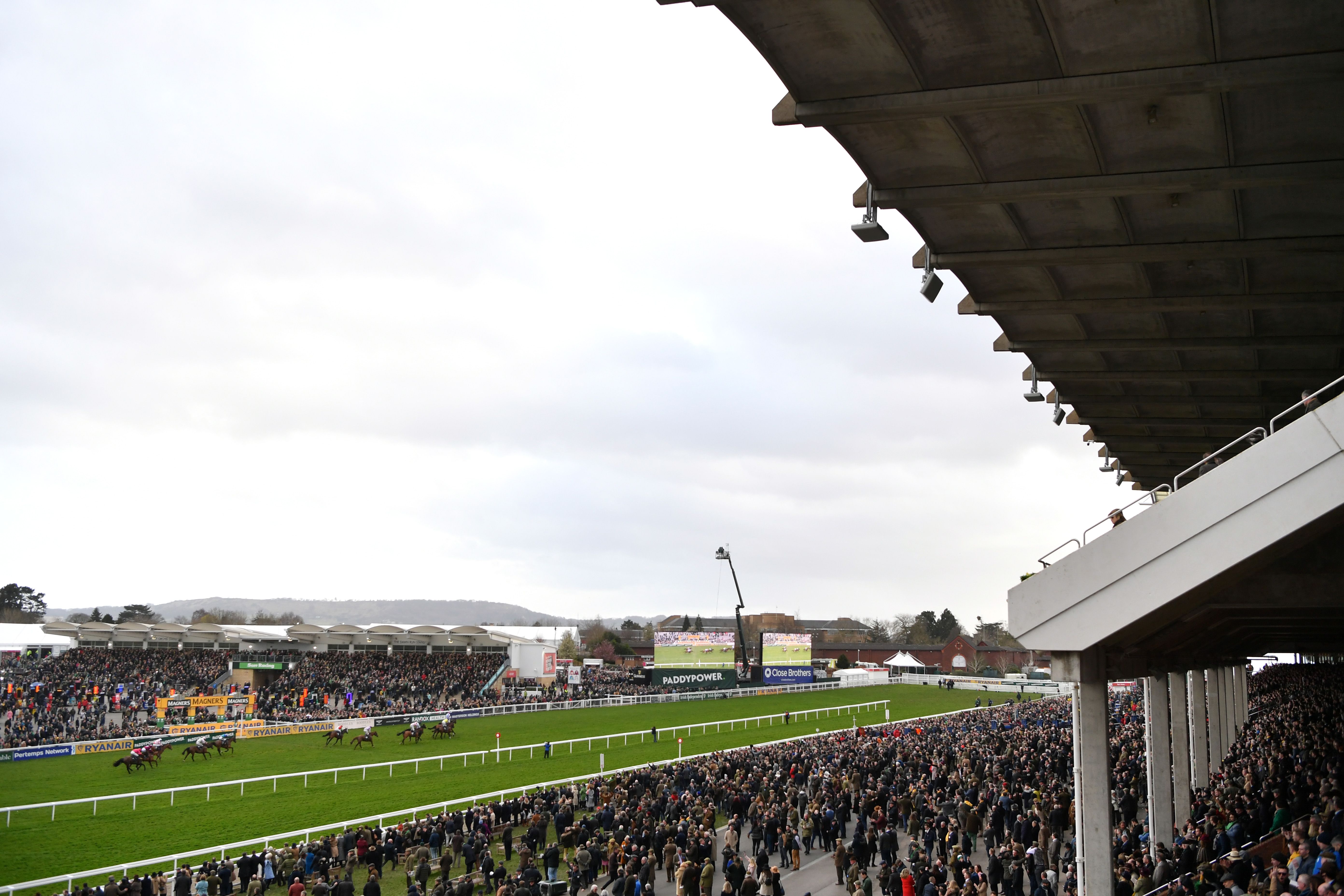General view during the Brown Advisory &amp; Merriebelle Stable Plate Handicap Chase at Cheltenham Racecourse 